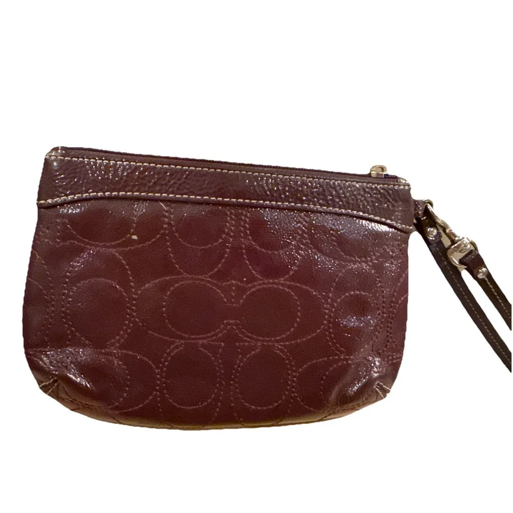 Coach Signature Stitched Logo Leather‎ Small Wristlet Burgundy Top Zip